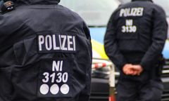 Polska barka utknęła na mieliźnie w Niemczech. Nieudana próba ratunku