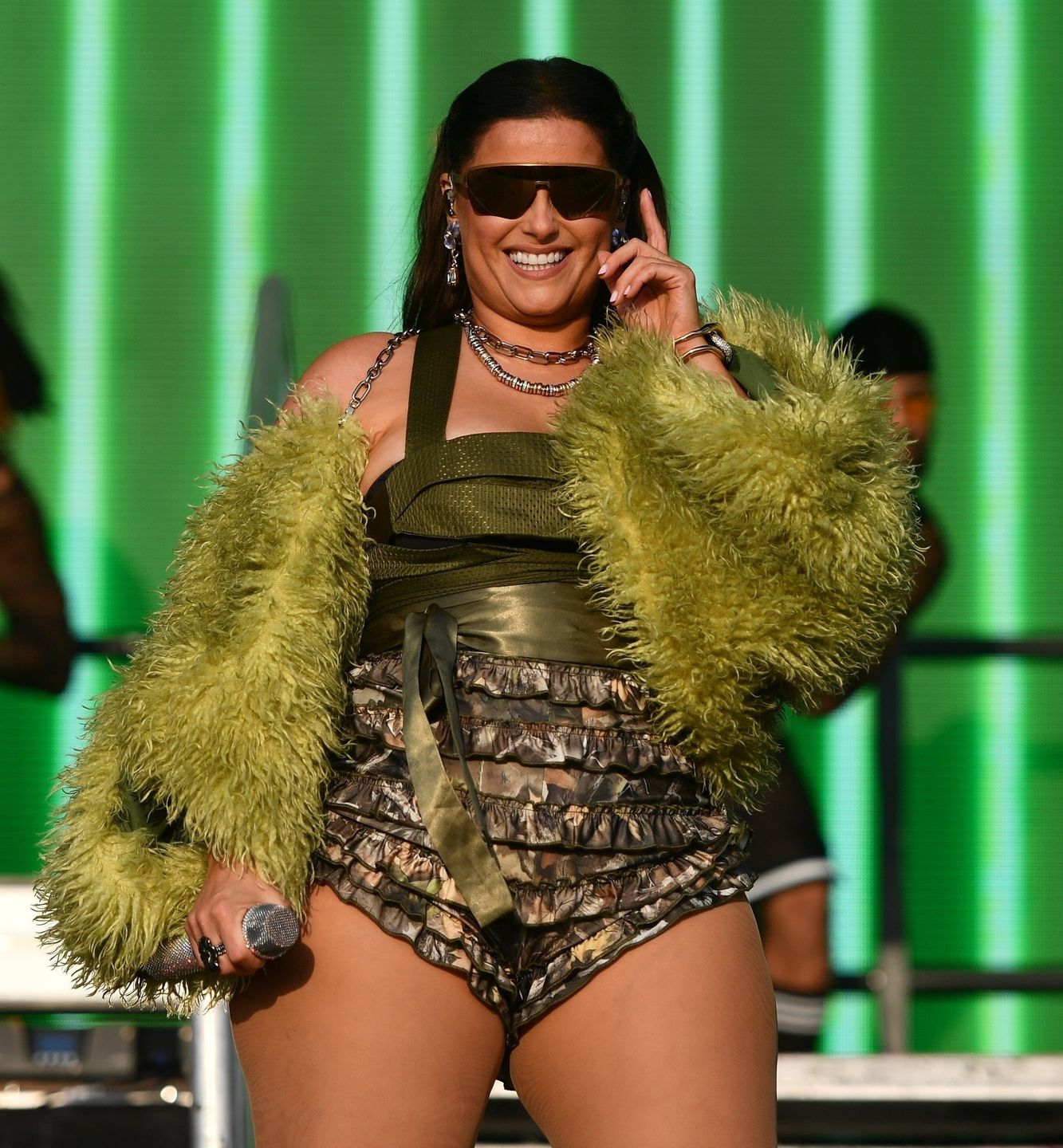 Nelly Furtado występuje na scenie