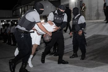 Terror, gwałty i bankomaty. USA stawiają zarzuty