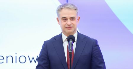 Rząd nie odpuści ws. Groka. Jest oficjalne pismo