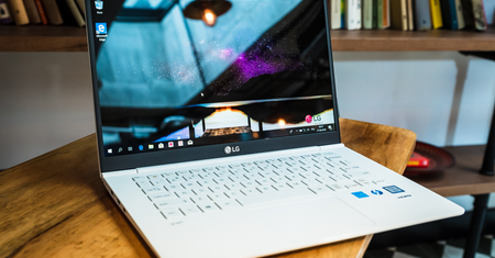 LG Gram 17Z990 to najlżejszy ultrabook na świecie. Mniejszy model waży 995 gramów