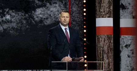 "Nie wszyscy mają poglądy ze średniowiecza". Internauci krytykują słowa Czarnka