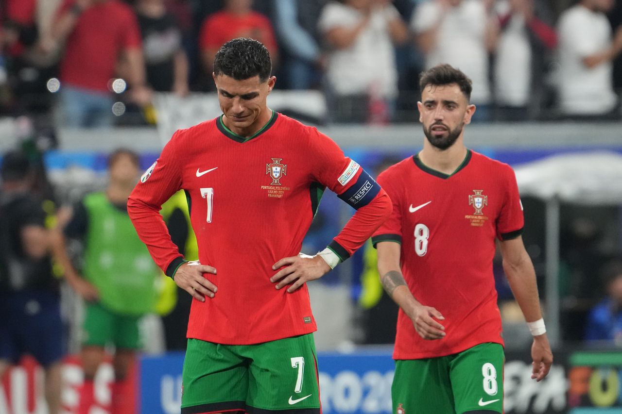 Ronaldo defends missed penalty as Portugal advances to quarters
