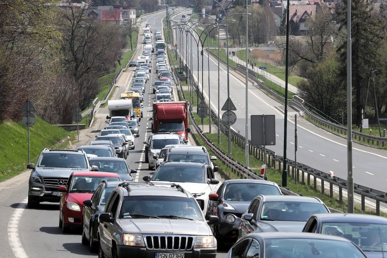 Na zdjęciu korek na zakopiance w okolicach Nowego Targu