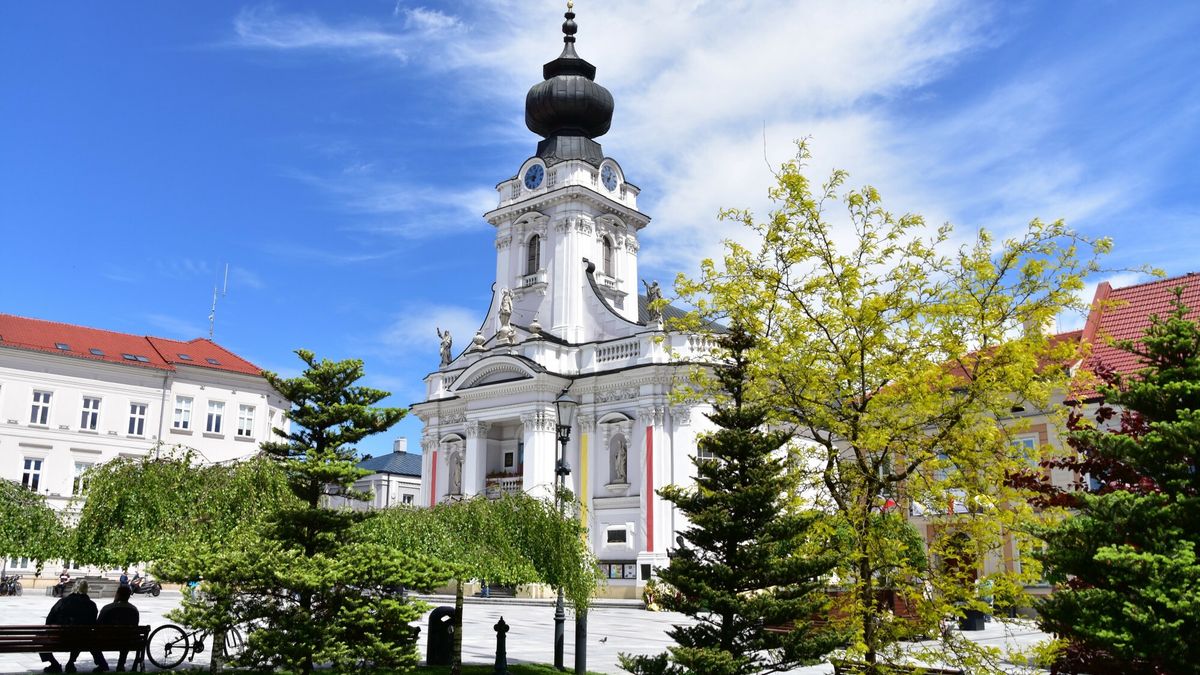 Z funduszu, który wcześniej służył wyłącznie finansowaniu składek księży pokrywane są także remonty kościołów 