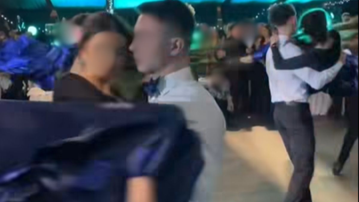 Zatańczyli walca na studniówce. Nagranie obiega sieć.