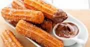 Churrosy to jeden z moich ulubionych deserów. Ten hiszpański przysmak robię sama w domu