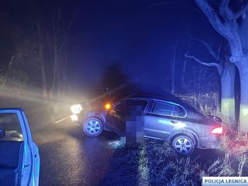 Kierowca z zakazem wpadł do rowu. Zgadnijcie dlaczego