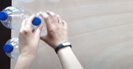 Genialny i tani domowy klimatyzator. Potrzebne będą plastikowe butelki