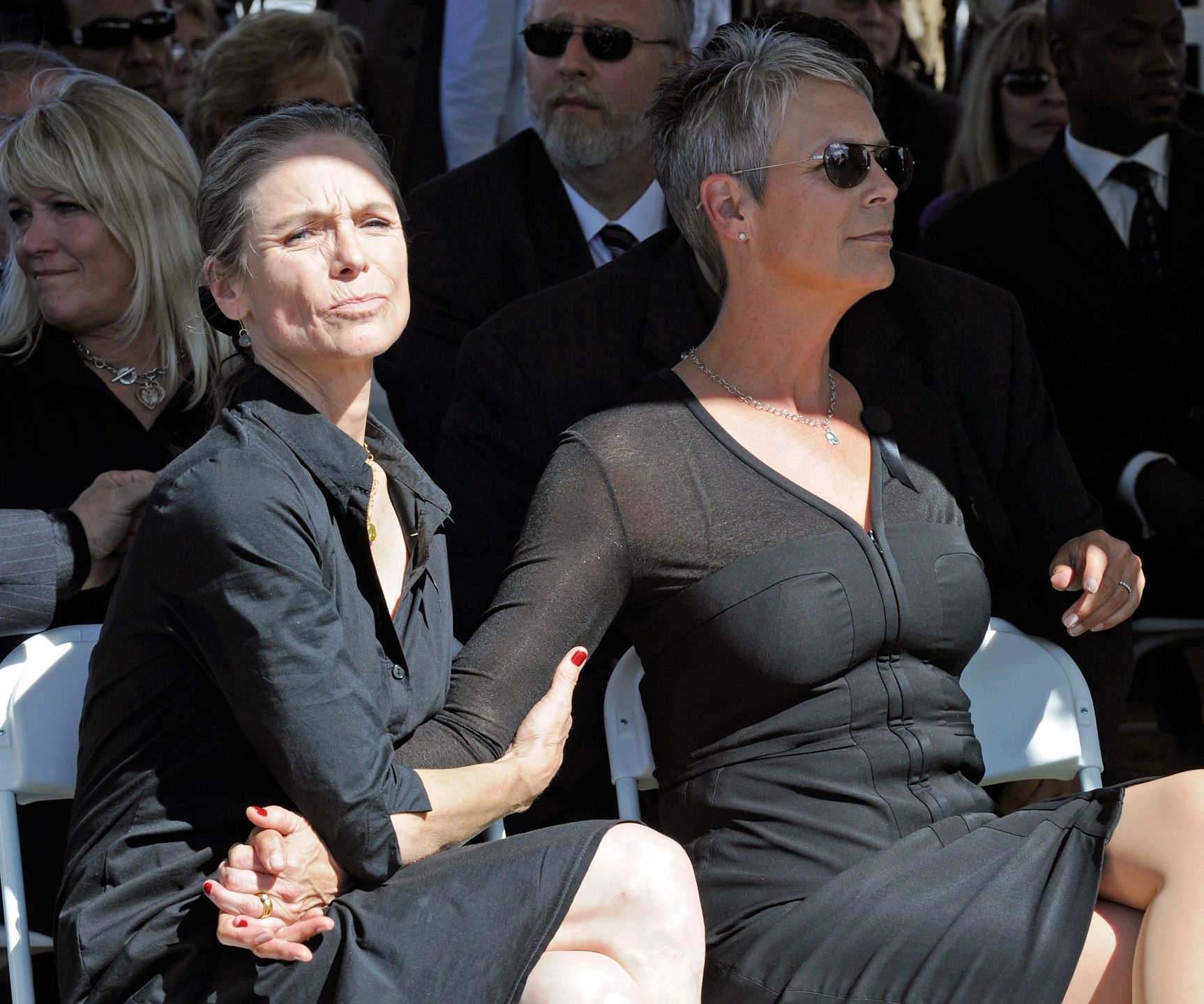 Jamie Lee Curtis ze swoją starszą siostrą,, Kelly 