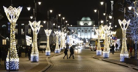 Warszawa. Świąteczna iluminacja skromniejsza. Koronawirus wymusił oszczędności