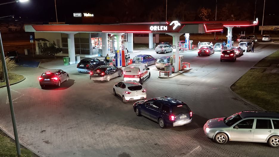 Ceny paliw na święta i w nowym roku. Oto czego mogą się spodziewać kierowcy