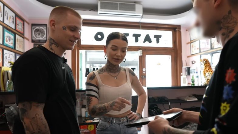 Marcysia Ryskała z Ekipy Friza zrobiła sobie tatuaż na twarzy