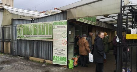Co zrobić z jedzeniem po świętach? Zamiast wyrzucać, podziel się z innymi