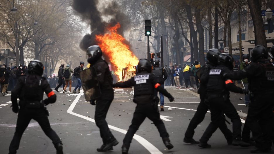 We Francji wrze. Rekordowa liczba demonstrantów