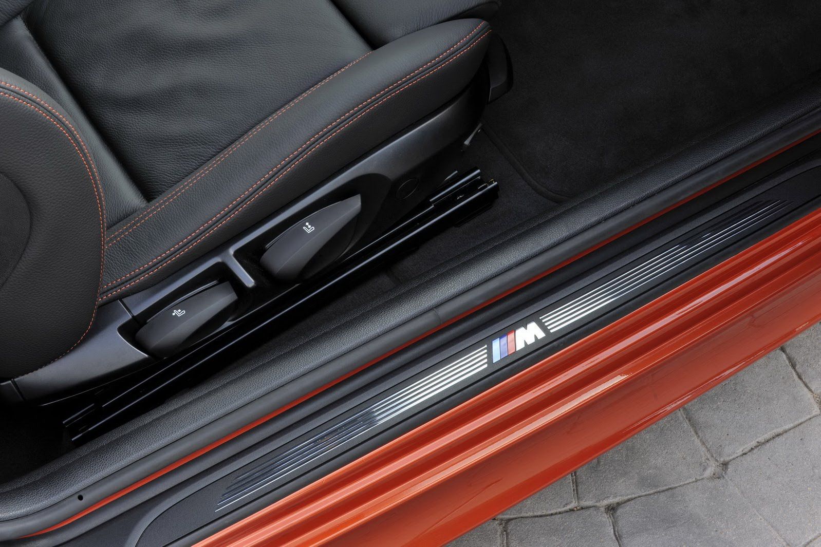 2011-BMW-1-Series-M-Coupe
