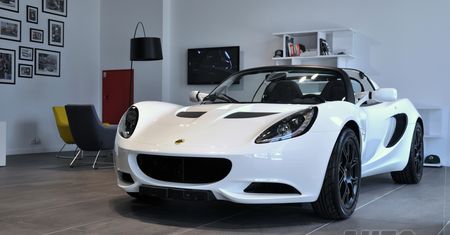 Lotus - kolejna sportowa marka w Polsce