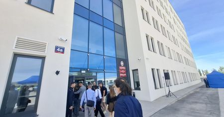 Lublin: Policja w nowej siedzibie. Budowa kosztowała prawie 70 milionów