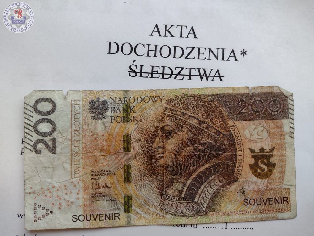 Szczecinek: 18-latek chciał zapłacić fałszywym banknotem za zamówienie