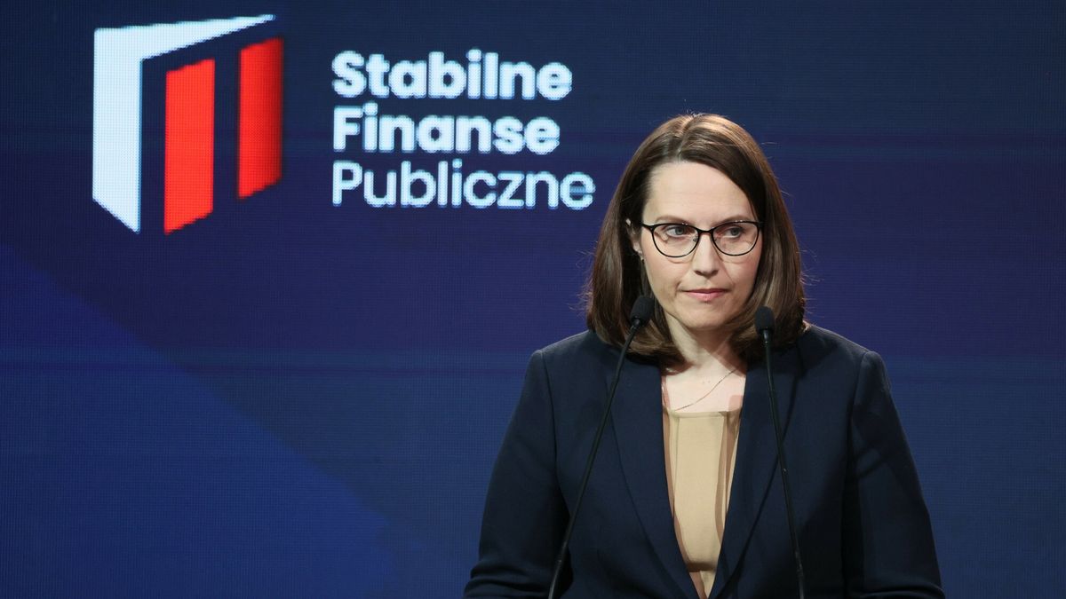 Minister finansów Magdalena Rzeczkowska