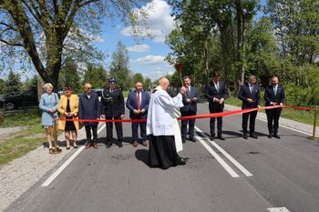 Otwarto wyremontowany odcinek drogi wojewódzkiej nr 813. Ważna inwestycja dla Lubelszczyzny