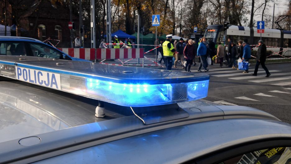 Cmentarze zamknięte. Podlasie. Policja kilka razy interweniowała / foto ilustracyjne