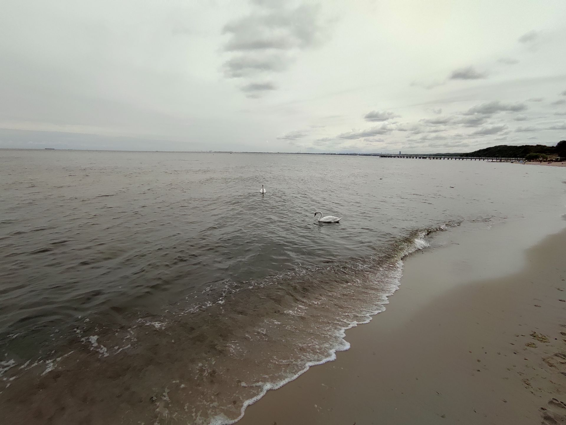 Redmi Note 9 Pro nad morzem. Wcale nie żałowałem, że nie wziąłem bezlusterkowca 14