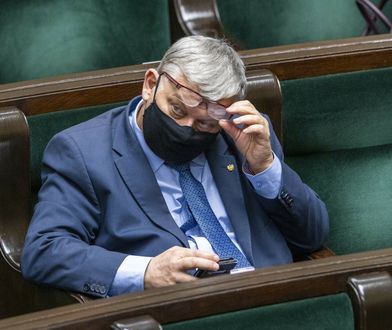 Posłowie oglądali mecz podczas obrad? "Trochę to było zabawne"