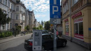 Nowe zasady parkowania i wyższe opłaty w centrum Sopotu