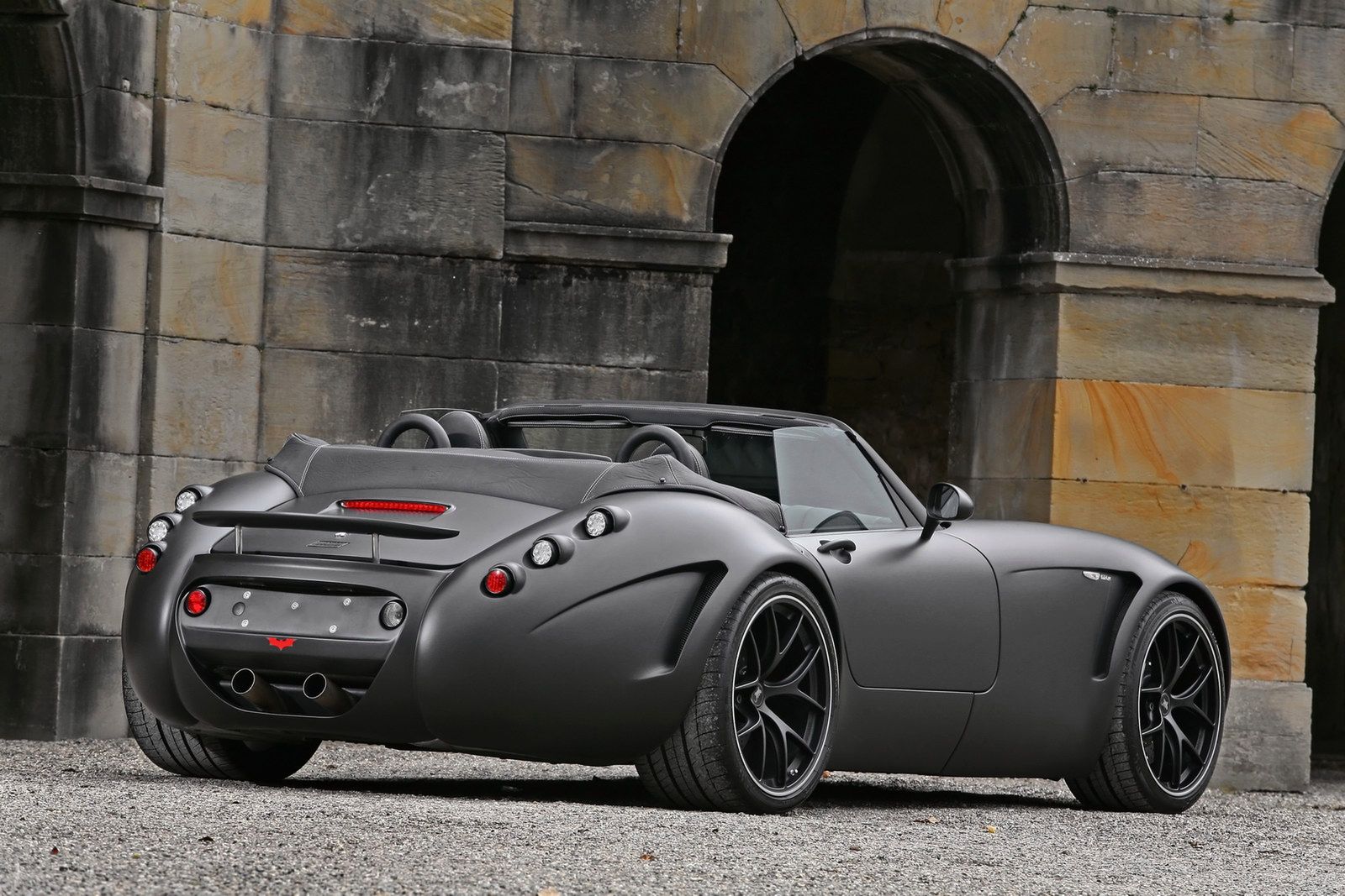 Wiesmann MF5 Black Bat