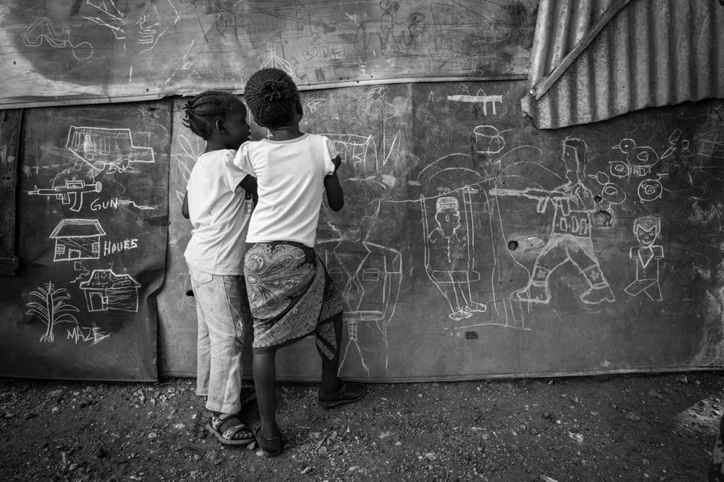 Polacy na podium w konkursie B&W Child Photography Photo Contest 13