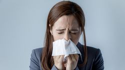 Uporczywy katar i drapanie w gardle. Jak wygrać z przeziębieniem?