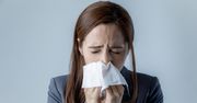Uporczywy katar i drapanie w gardle. Jak wygrać z przeziębieniem?