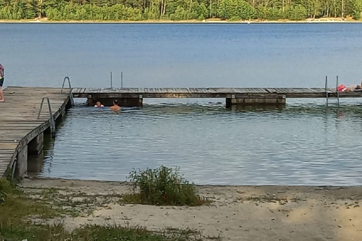 Dramat na kąpielisku bez ratownika. 7-letnie dziecko o krok od utonięcia