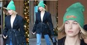 Modna (?) Hailey Baldwin wychodzi z hotelu w młodzieżowej stylizacji