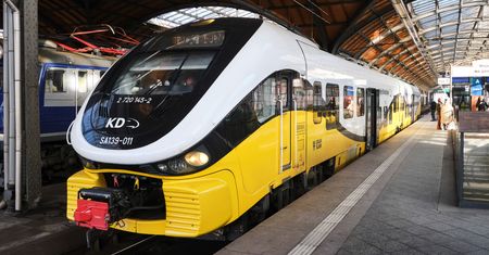 Wrocław. Trwają negocjacje ws. wspólnego biletu. Miasto złożyło kolejną propozycję kolejarzom
