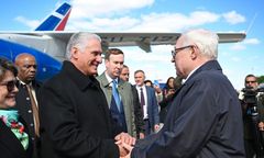 Rosjanie z wizytą na Kubie. "USA mają obsesję"