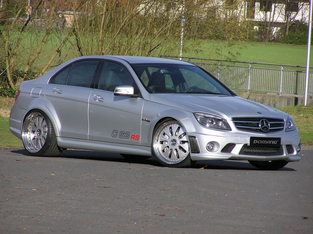 Mercedes-Benz C 63 AMG po tuningu [Galeria] 9