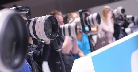 Fotografia po trzęsieniu ziemi - w oczekiwaniu na podwyżki?