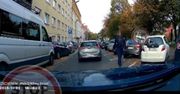 Nagrała policjanta z Katowic. "Wymyślał przepisy". Komenda reaguje