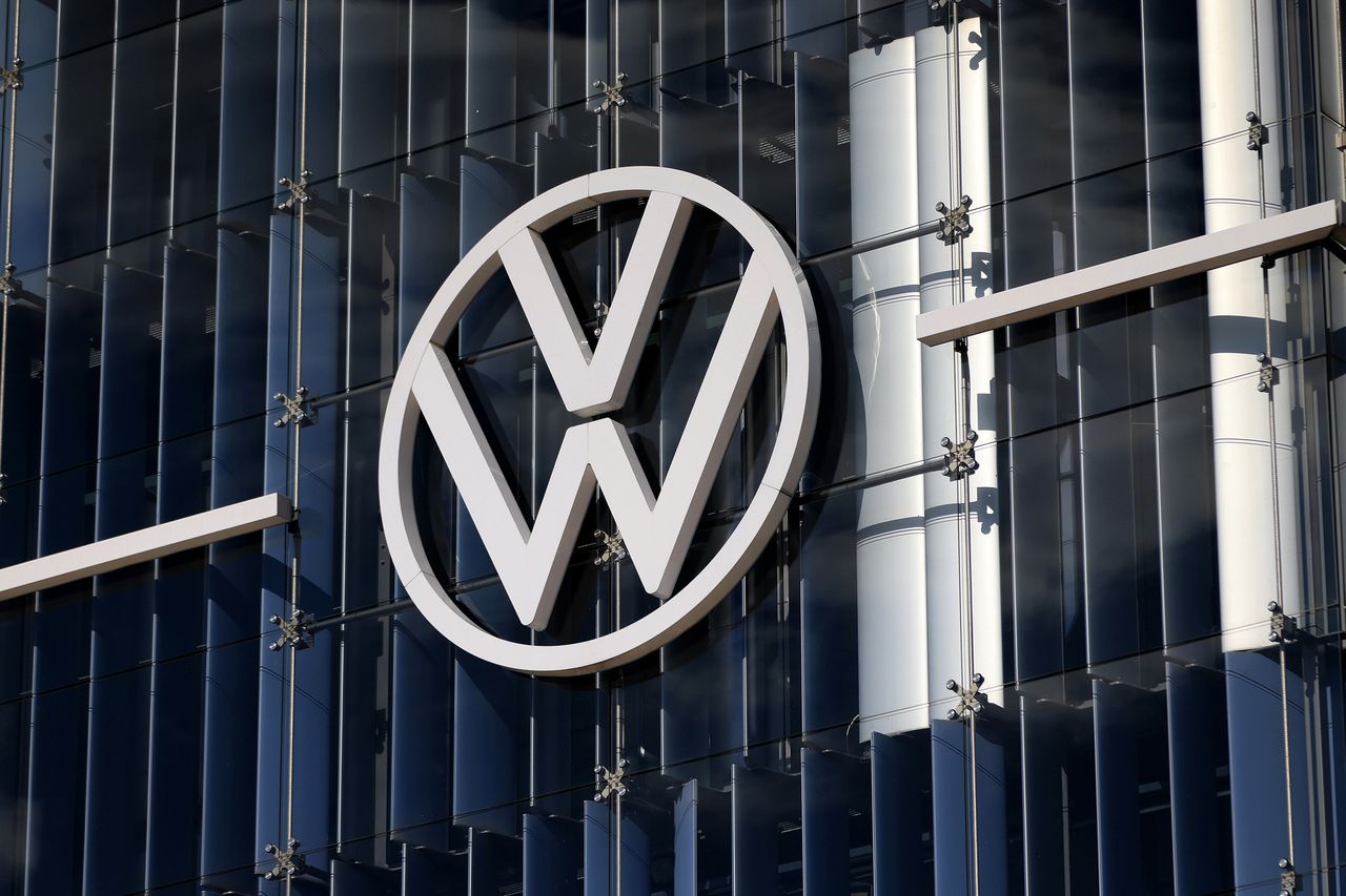 Volkswagen chce zmniejszyć liczbę pracowników o 20 proc. w ramach cięcia kosztów