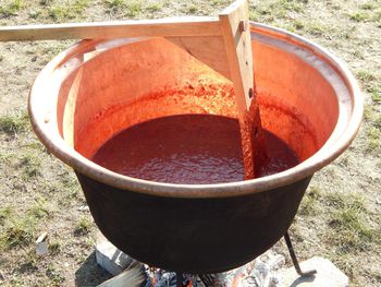 Trzcinica: Tradycja smażenia powideł przez KGW trwa już ponad dekadę