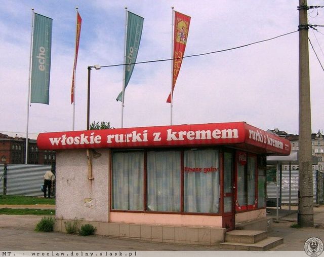 Wrocław. Wratislaviae Amici gromadzą wspomnienia ważne i te drobne, które tworzą mapę naszej przeszłości. Kto pamięta smak tych rurek z placu Grunwaldzkiego?