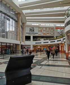 Niedziele handlowe listopad 2020. Sklepy otwarte 8 listopada. To niedziela handlowa?