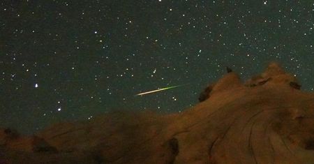 Miała sporo szczęścia. Meteoryt uderzył prosto w jej łóżko