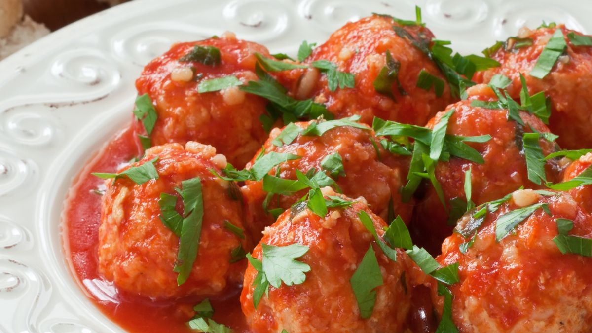 Pulpety w sosie pomidorowym - Pyszności