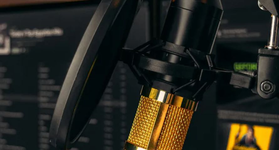 Zmalała przewaga RMF FM nad Radiem ZET