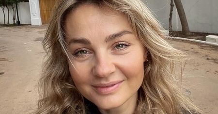 Już nie błękit. To ten kolor jeansów pokochamy wiosną – jak Socha i Rozenek-Majdan