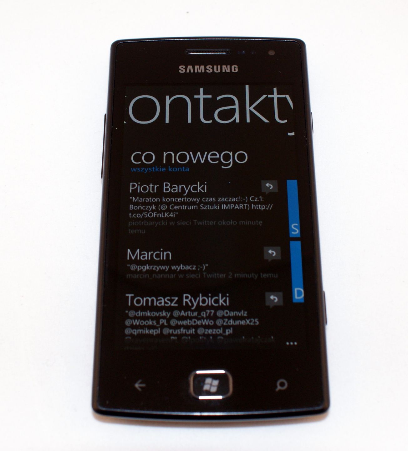 Samsung Omnia W - elegancki Windows Phone [test] 24