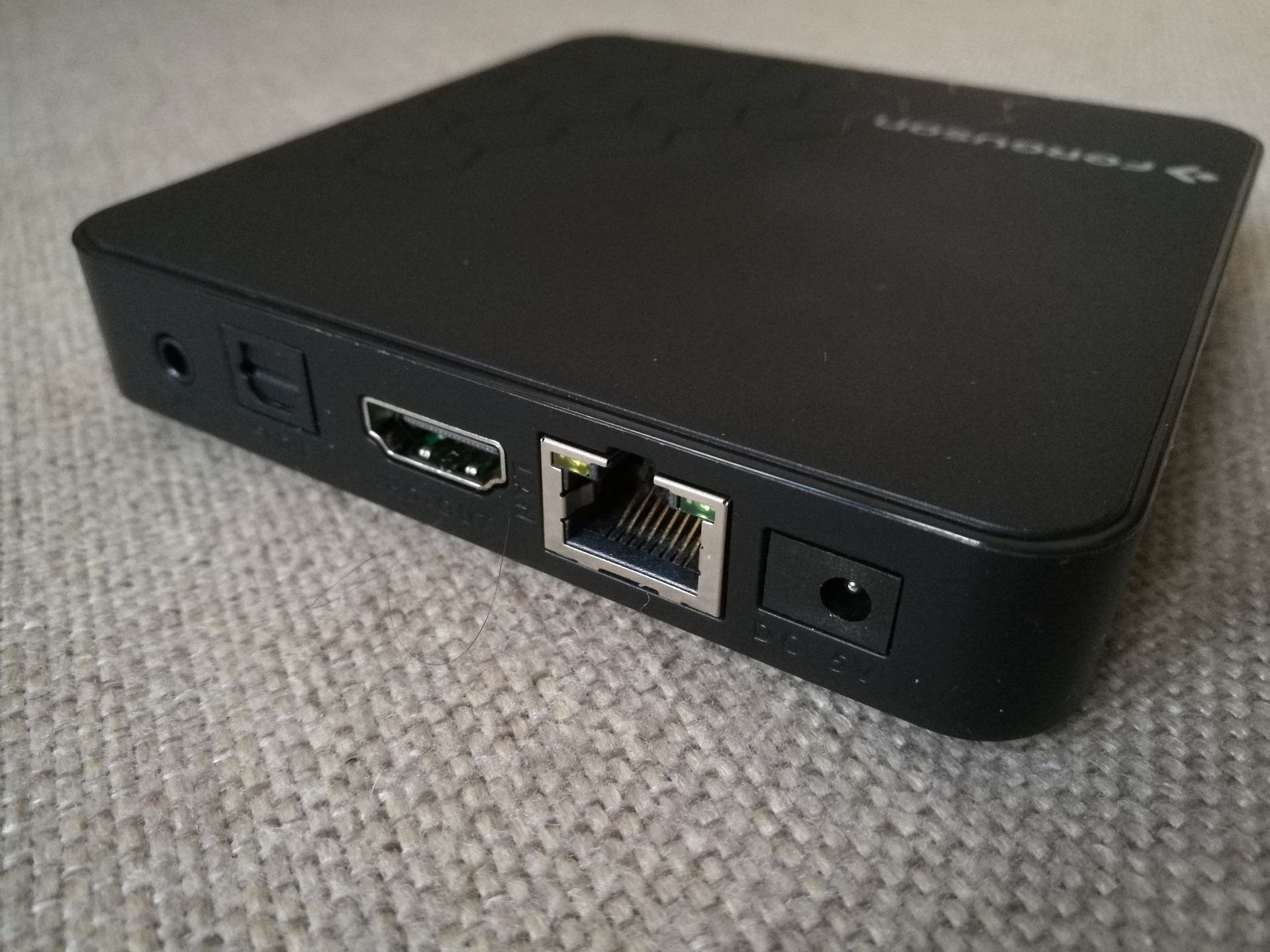 Ferguson FBOX ATV – niepozorny TV BOX z dwoma systemami 7